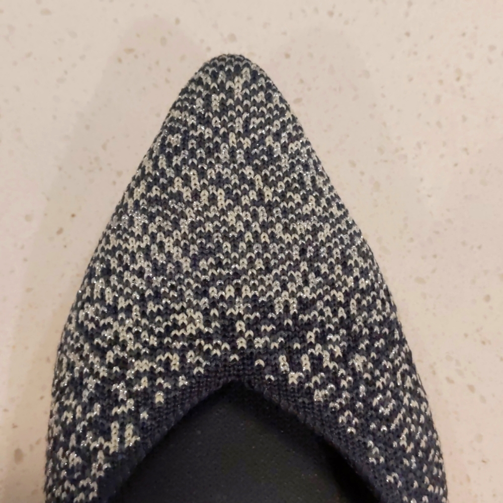 Rothy's Pointed Toe 8.5 Black to Silver Ombre